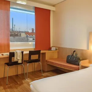 Hotel Ibis Messe, Vienne